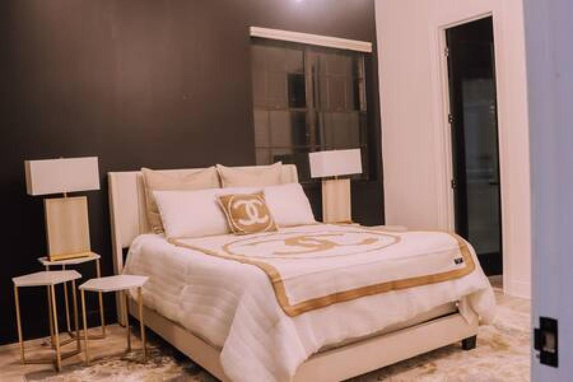 Lovely 4Bd House W Pool, Hot Tub And Free Parking Houston Exteriör bild